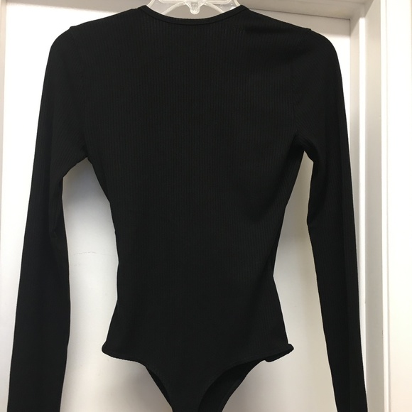 Reformation Becky Ribbed Plunge V Neck Bodysuit - Picture 9 of 11